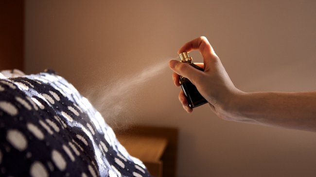 Colonia casera natural: una fragancia fresca, fácil y sin químicos